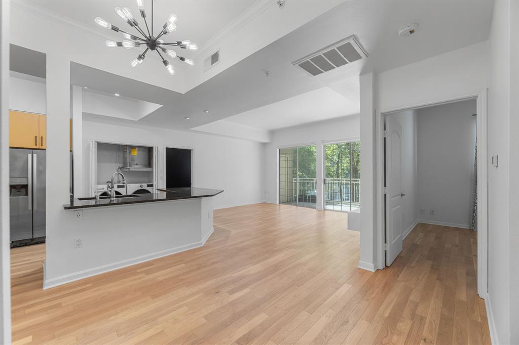 3225 Turtle Creek Boulevard, Unit 120 Dallas, TX 75219 - Photo 2 of 38 kitchen/living room