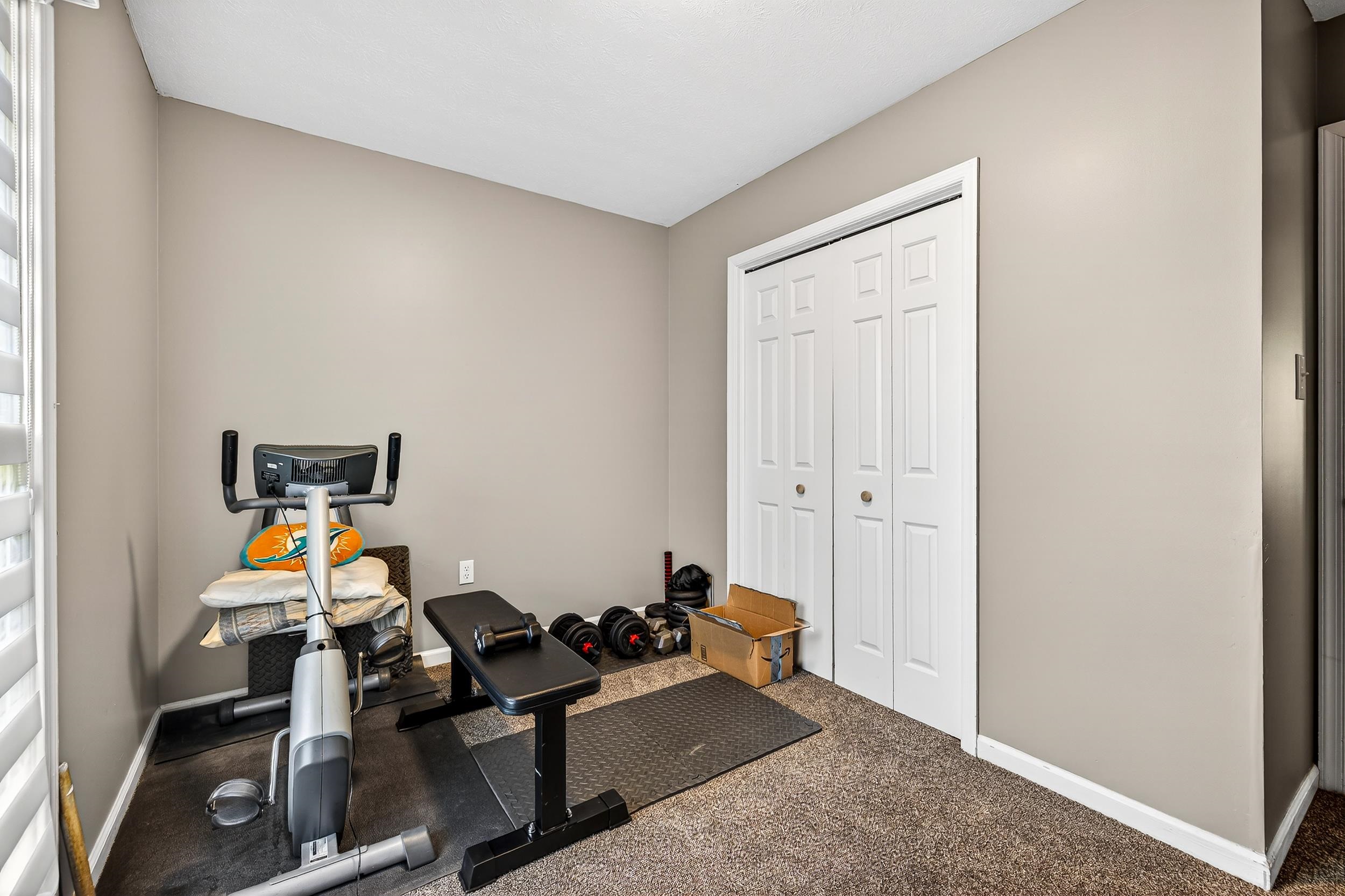 605 16th Street Grottoes, VA 24441 - Photo 12 of 34