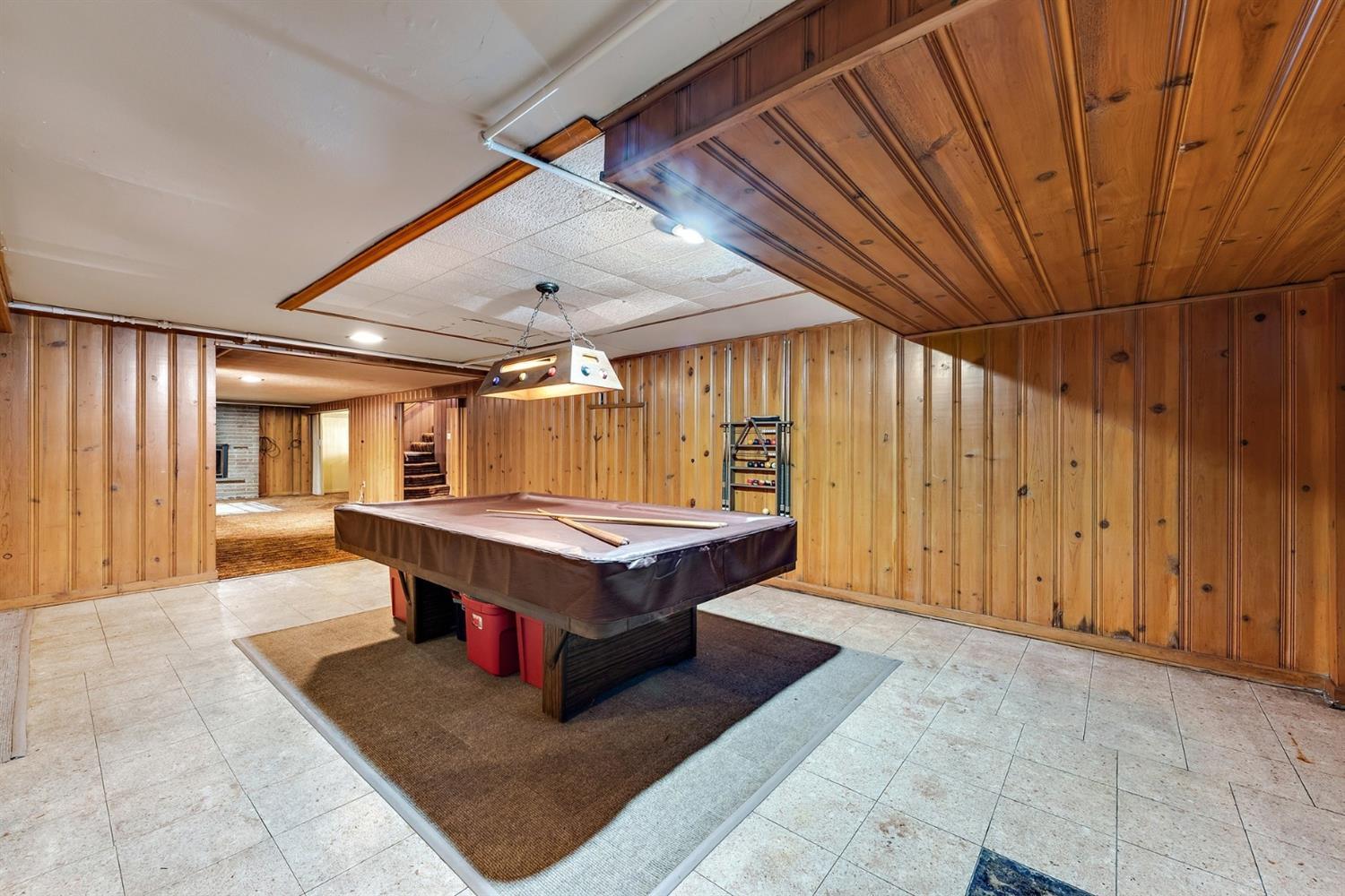1536 Ridge Road Munster, IN 46321 - Photo 15 of 18 Gallery Image 15