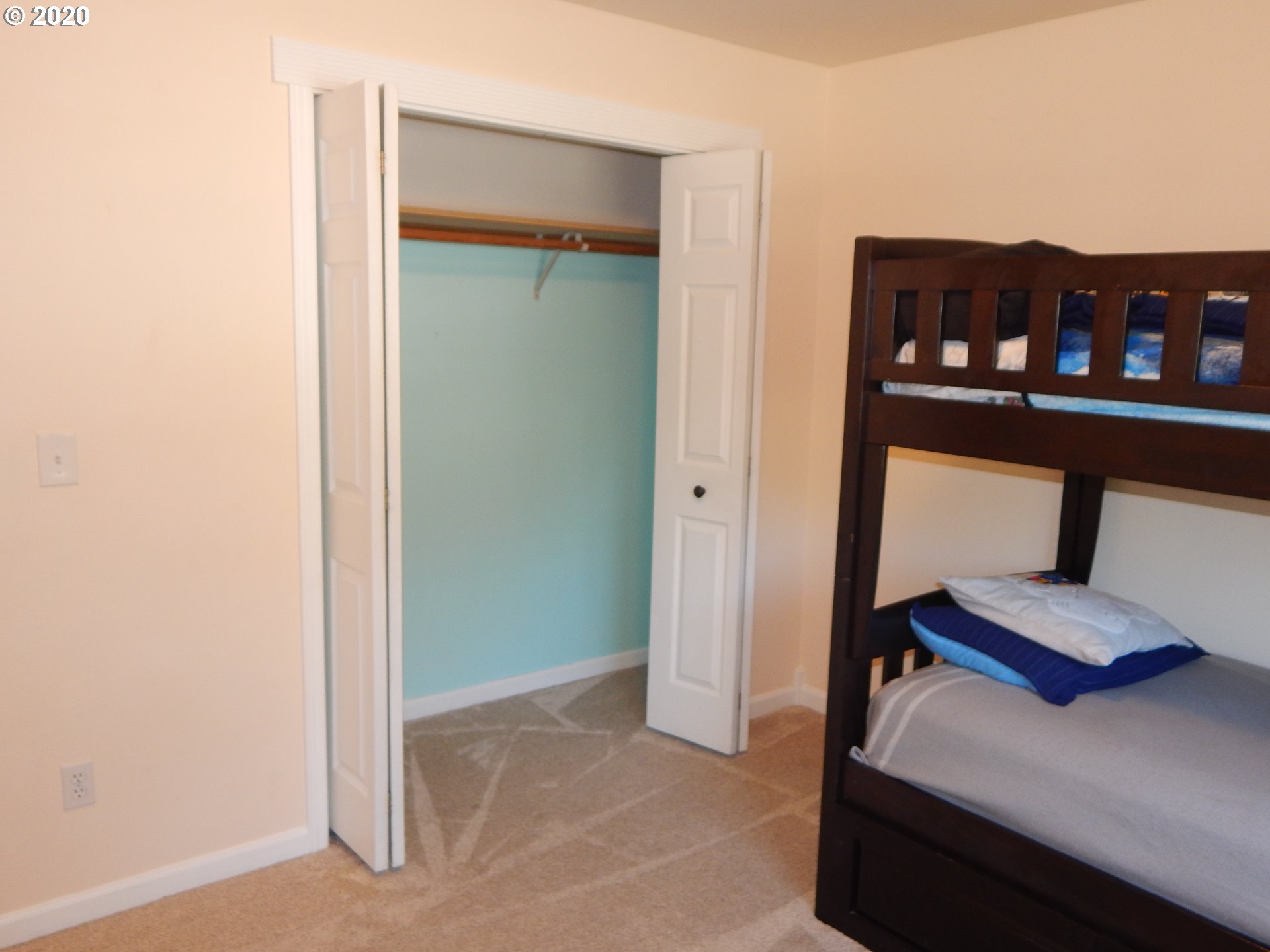 555 South 67th Place Springfield, OR 97478 - Photo 22 of 28