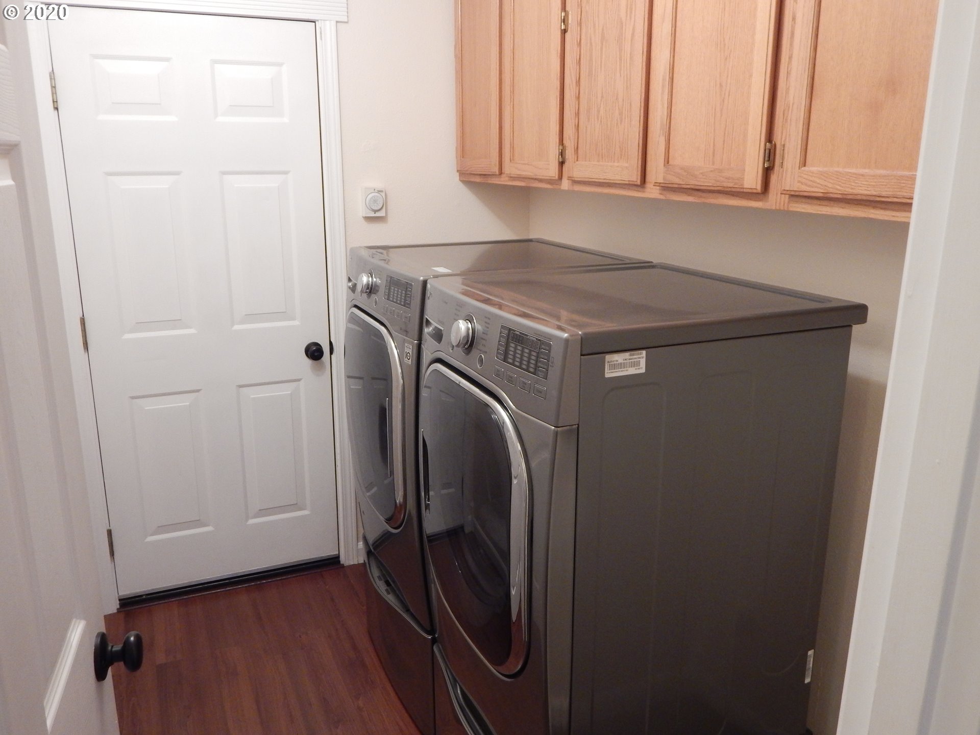 555 South 67th Place Springfield, OR 97478 - Photo 23 of 28