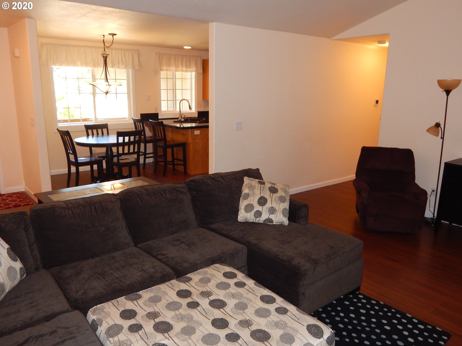 555 South 67th Place Springfield, OR 97478 - Photo 10 of 28