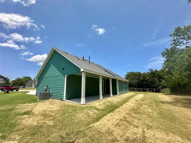 a picture of a bench