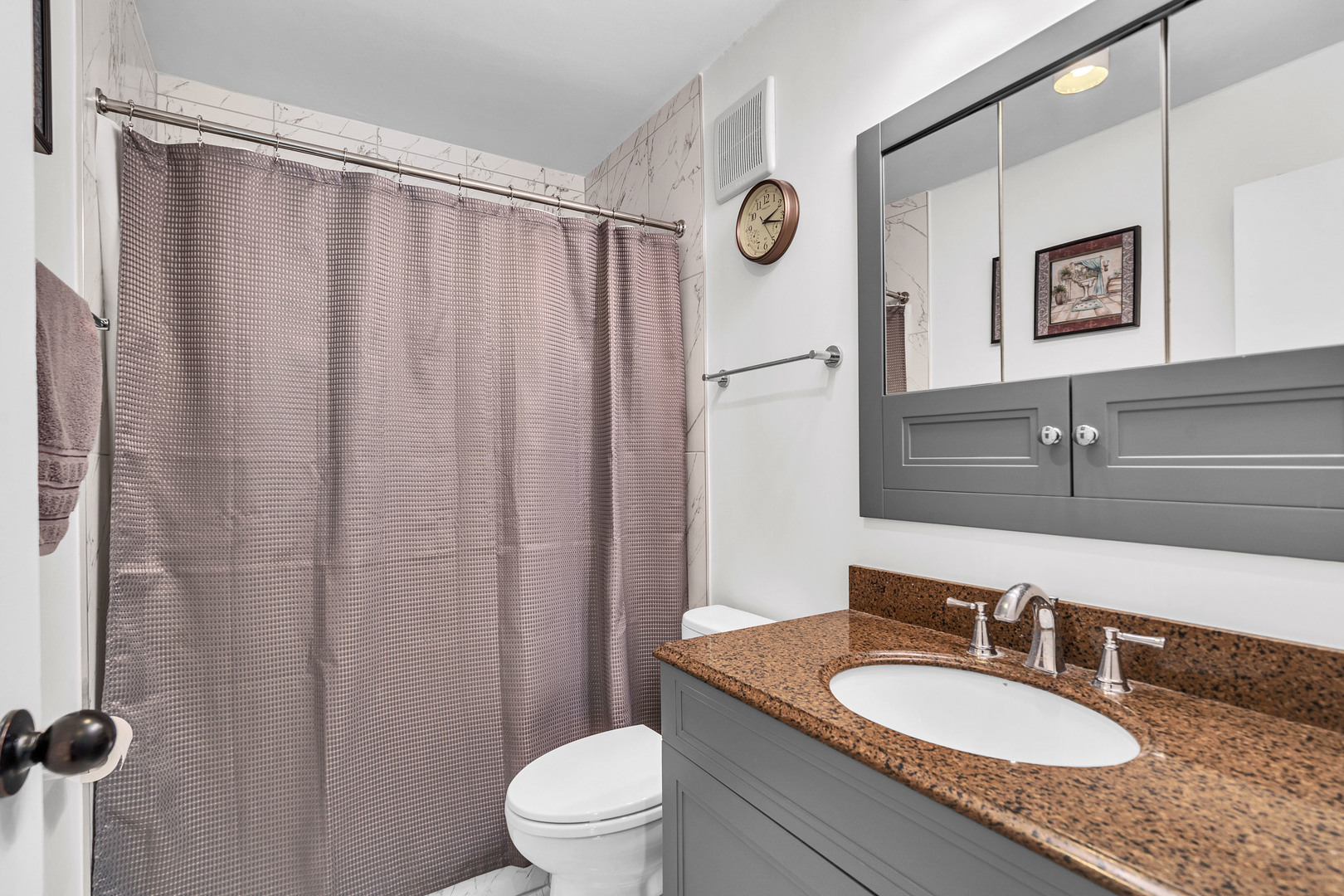 225 South Rohlwing Road, Unit 301 Palatine, IL 60074 - Photo 15 of 21 Gallery Image 15