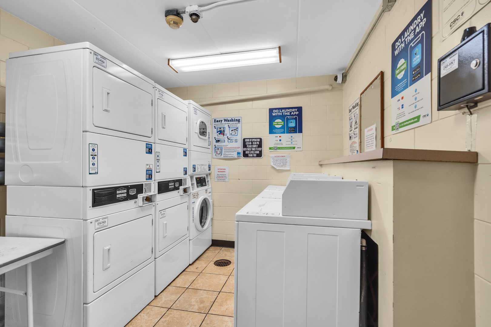 225 South Rohlwing Road, Unit 301 Palatine, IL 60074 - Photo 16 of 21 Gallery Image 16