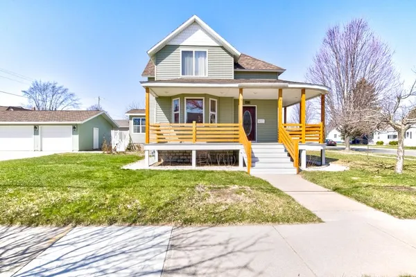 $279,900 | 413 Park Street, Marinette, WI 54143