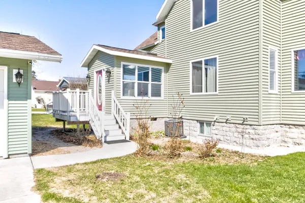 $279,900 | 413 Park Street, Marinette, WI 54143
