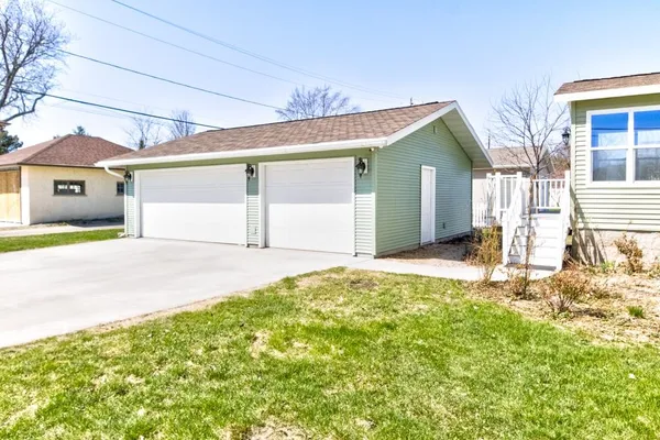 $279,900 | 413 Park Street, Marinette, WI 54143