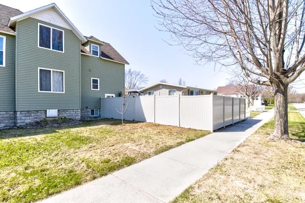 $279,900 | 413 Park Street, Marinette, WI 54143