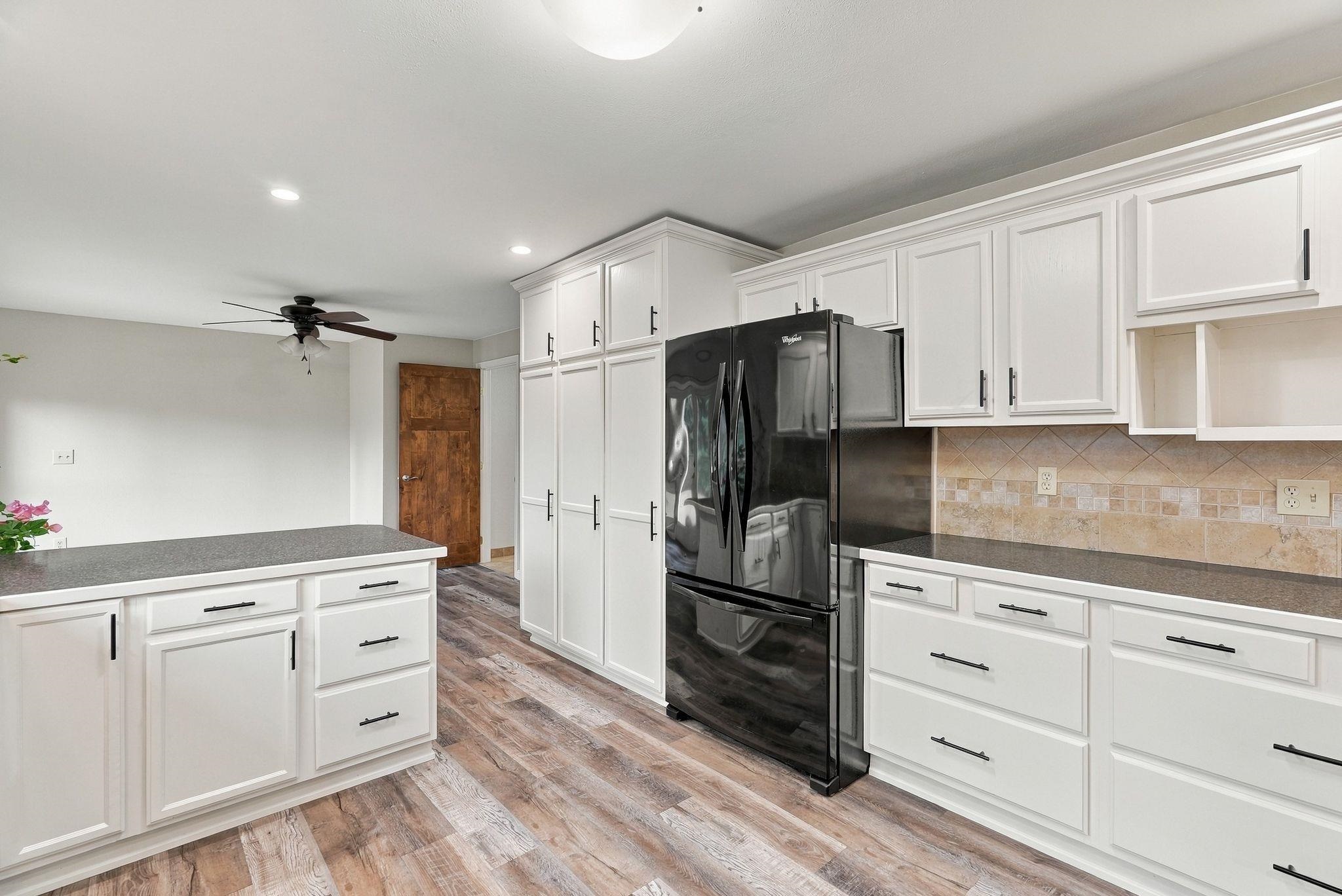 307 West Graves Road Spokane, WA 99218 - Photo 16 of 50 Gallery Image 16