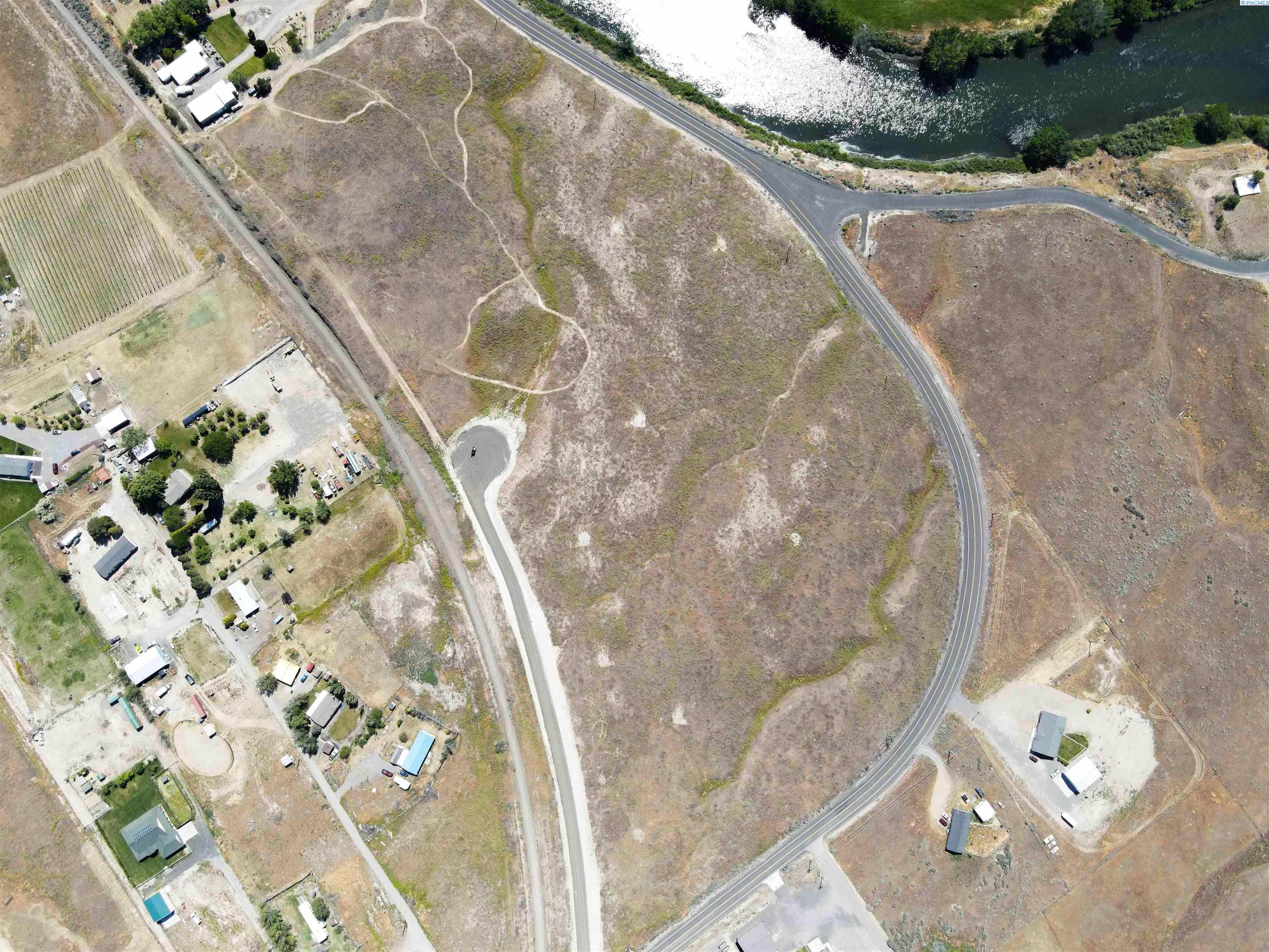11855 East Ruppert Road Benton City, WA 99320 - Photo 15 of 18 Gallery Image 15