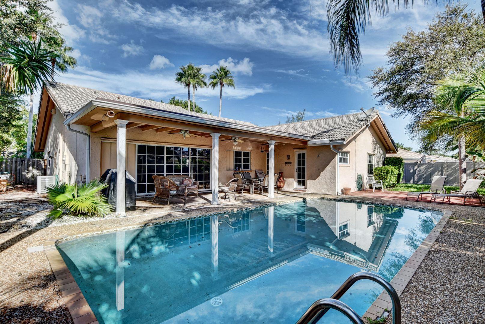 2068 Southwest 8th Avenue Boca Raton, FL 33486 - Photo 27 of 35 POOL