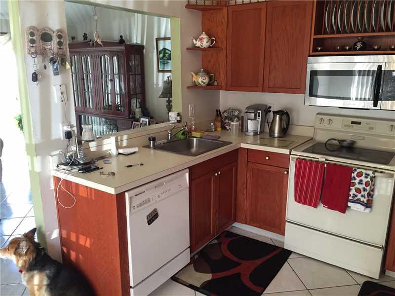 8272 Irongate Place Boca Raton, FL 33433 - Photo 3 of 15 Kitchen