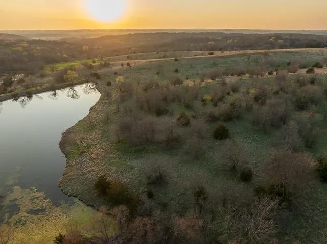 $972,500 | West State Line Road, Grant City, MO 64456