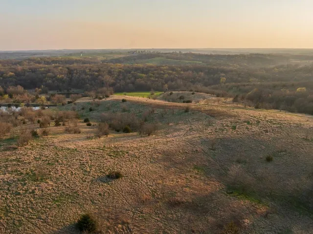 $972,500 | West State Line Road, Grant City, MO 64456