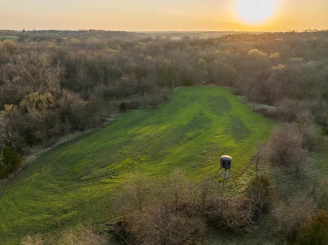 $972,500 | West State Line Road, Grant City, MO 64456