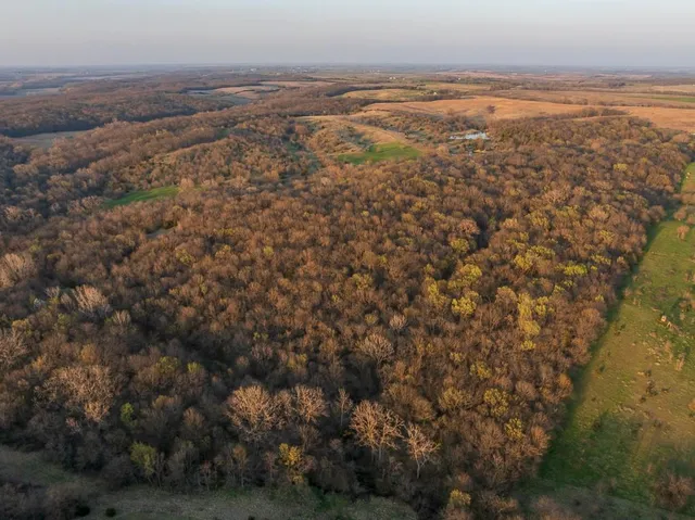 $972,500 | West State Line Road, Grant City, MO 64456