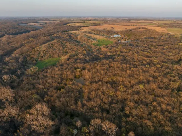 $972,500 | West State Line Road, Grant City, MO 64456