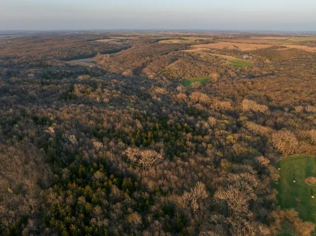 $972,500 | West State Line Road, Grant City, MO 64456