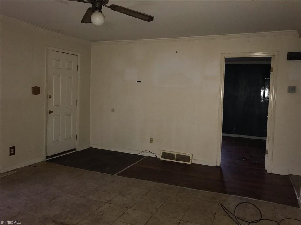 408 Motsinger Road Thomasville, NC 27360 - Photo 13 of 15 Gallery Image 13