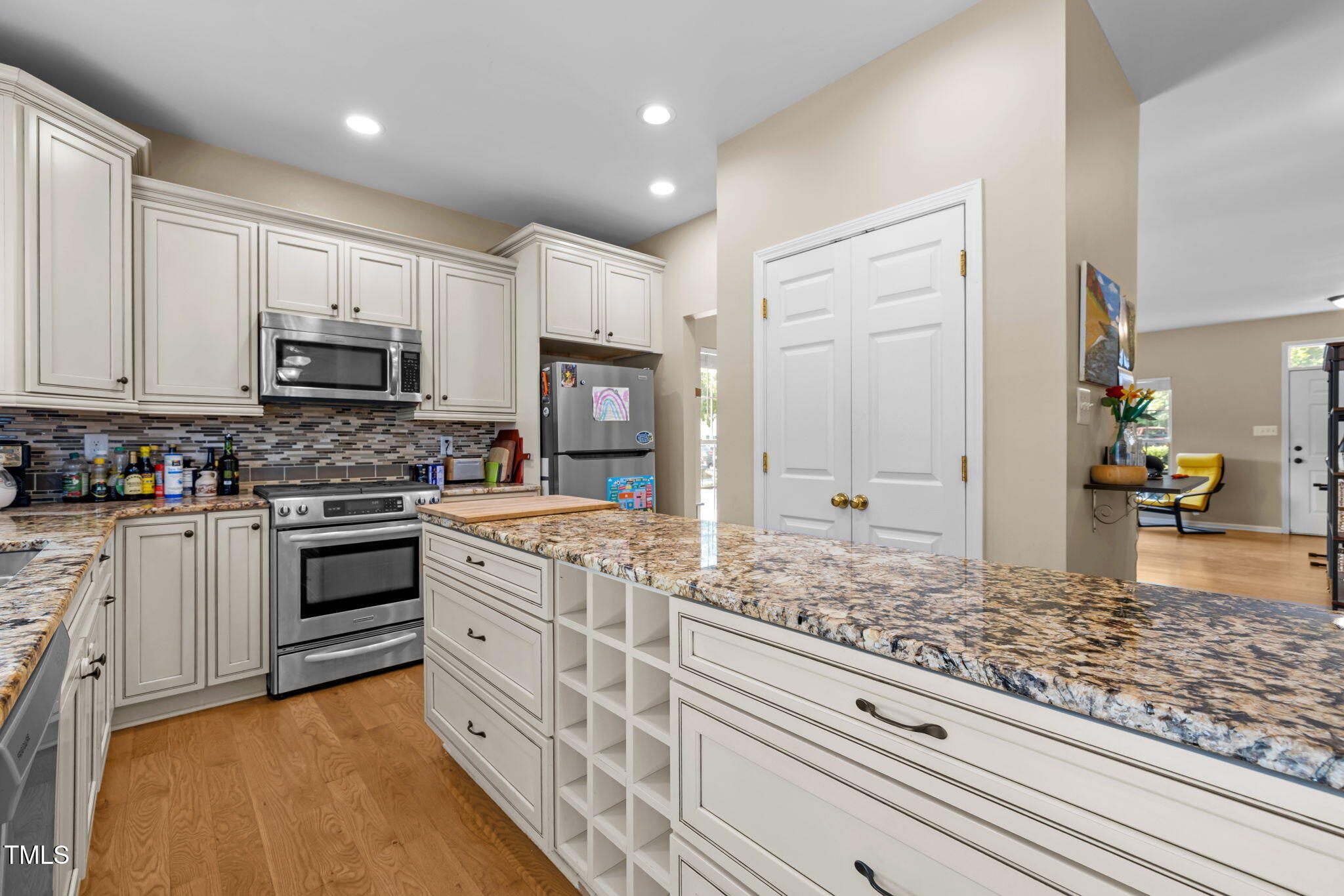 5300 Eolian Court Raleigh, NC 27607 - Photo 28 of 41 27-web-or-mls-5Z8A1561