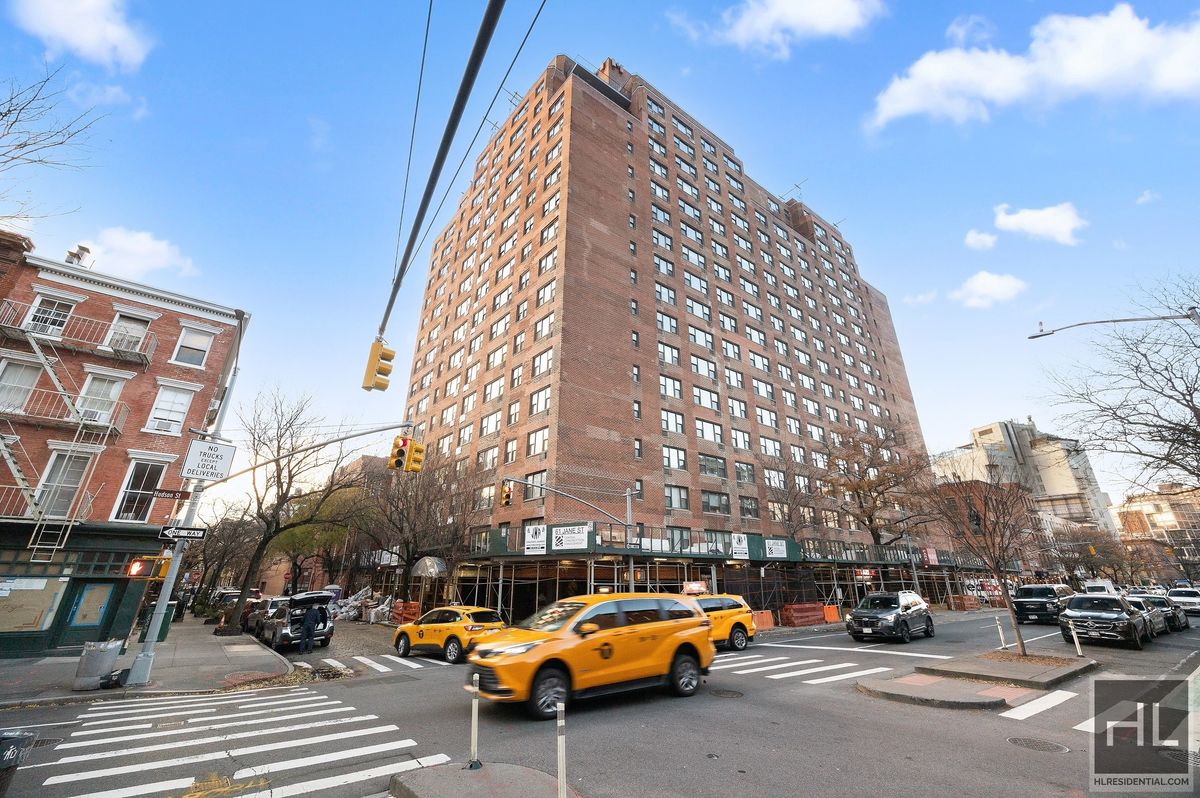 61 Jane Street, Unit 7L Manhattan, NY 10014 - Photo 11 of 14 Photo 11