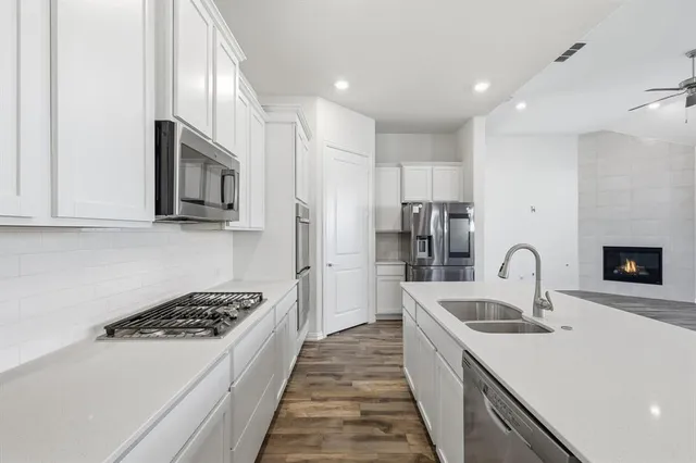 $435,000 | 4826 Forest Crest Parkway, Arlington, TX 76005