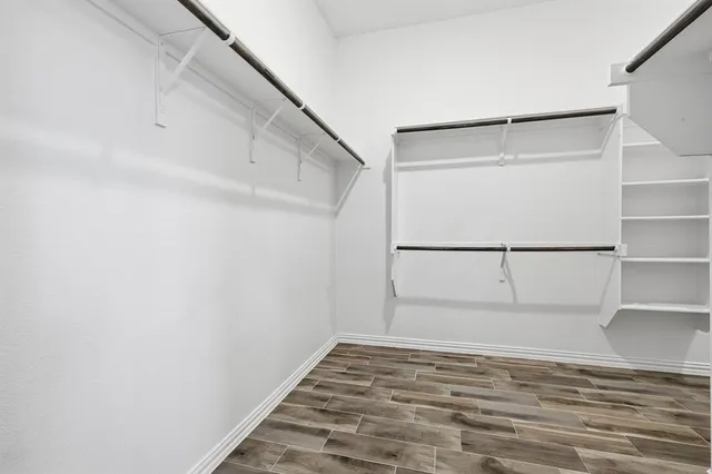 $435,000 | 4826 Forest Crest Parkway, Arlington, TX 76005