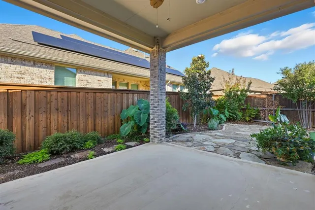 $435,000 | 4826 Forest Crest Parkway, Arlington, TX 76005