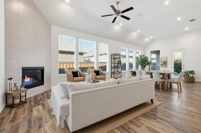 $419,000 | 4826 Forest Crest Parkway, Arlington, TX 76005