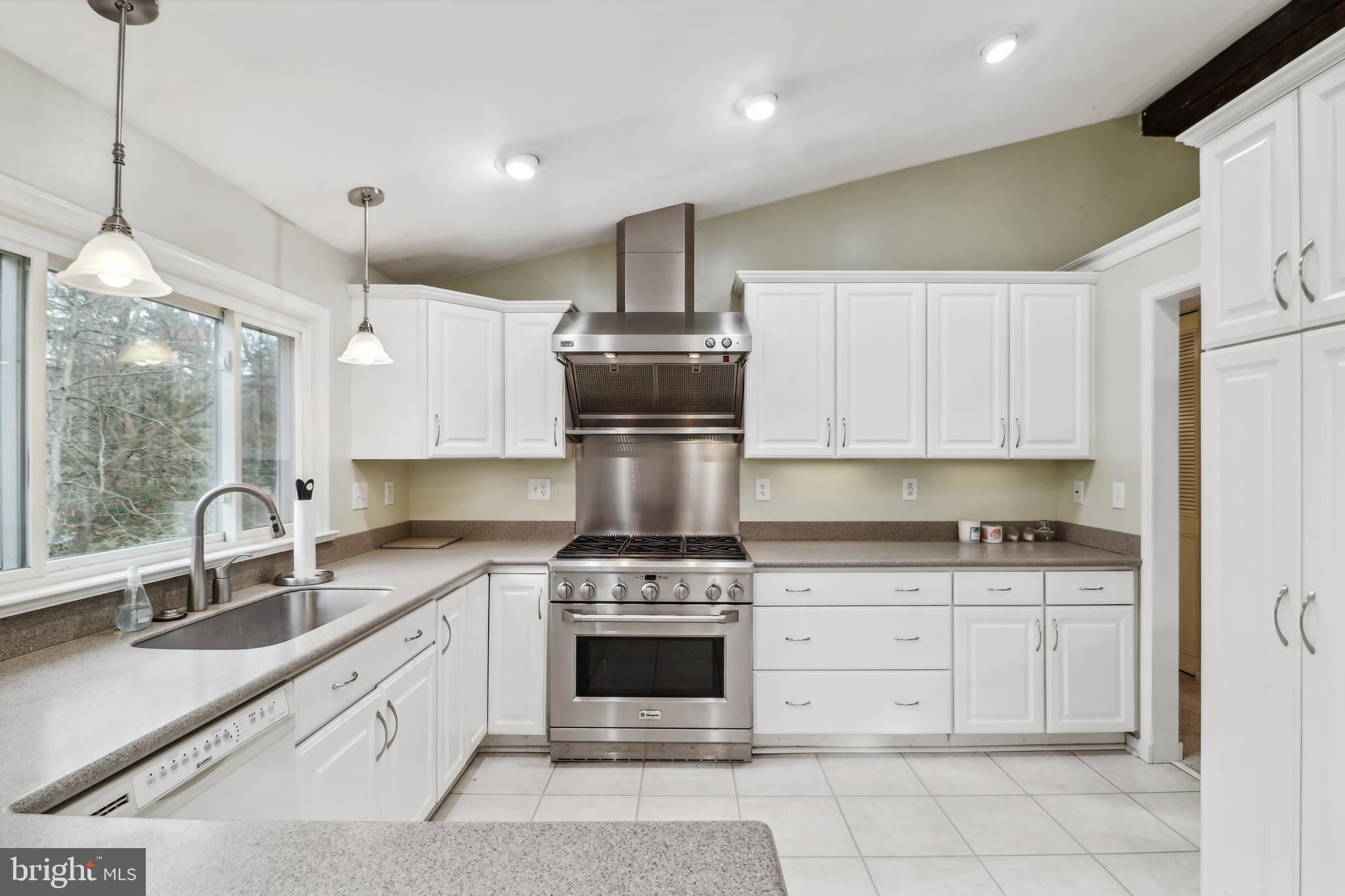 1310 Ava Road Severn, MD 21144 - Photo 6 of 30 Kitchen
