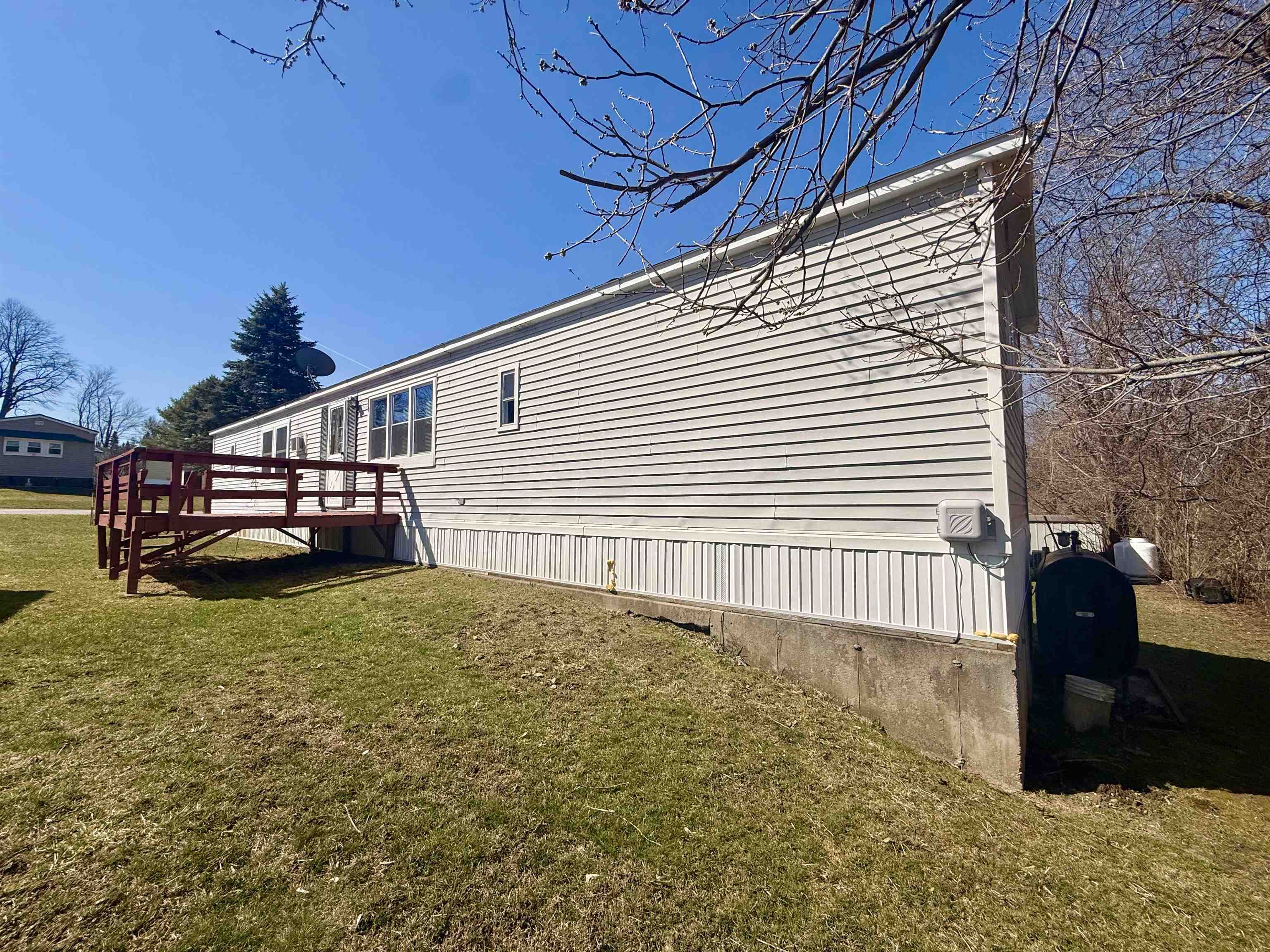 9 Billings Mobile Manor Rutland, VT 05701 - Photo 22 of 28