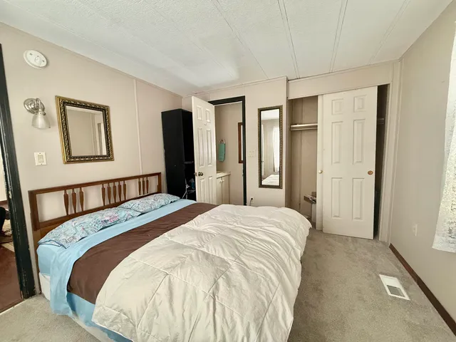 $69,900 | 9 Billings Mobile Manor, Rutland, VT 05701