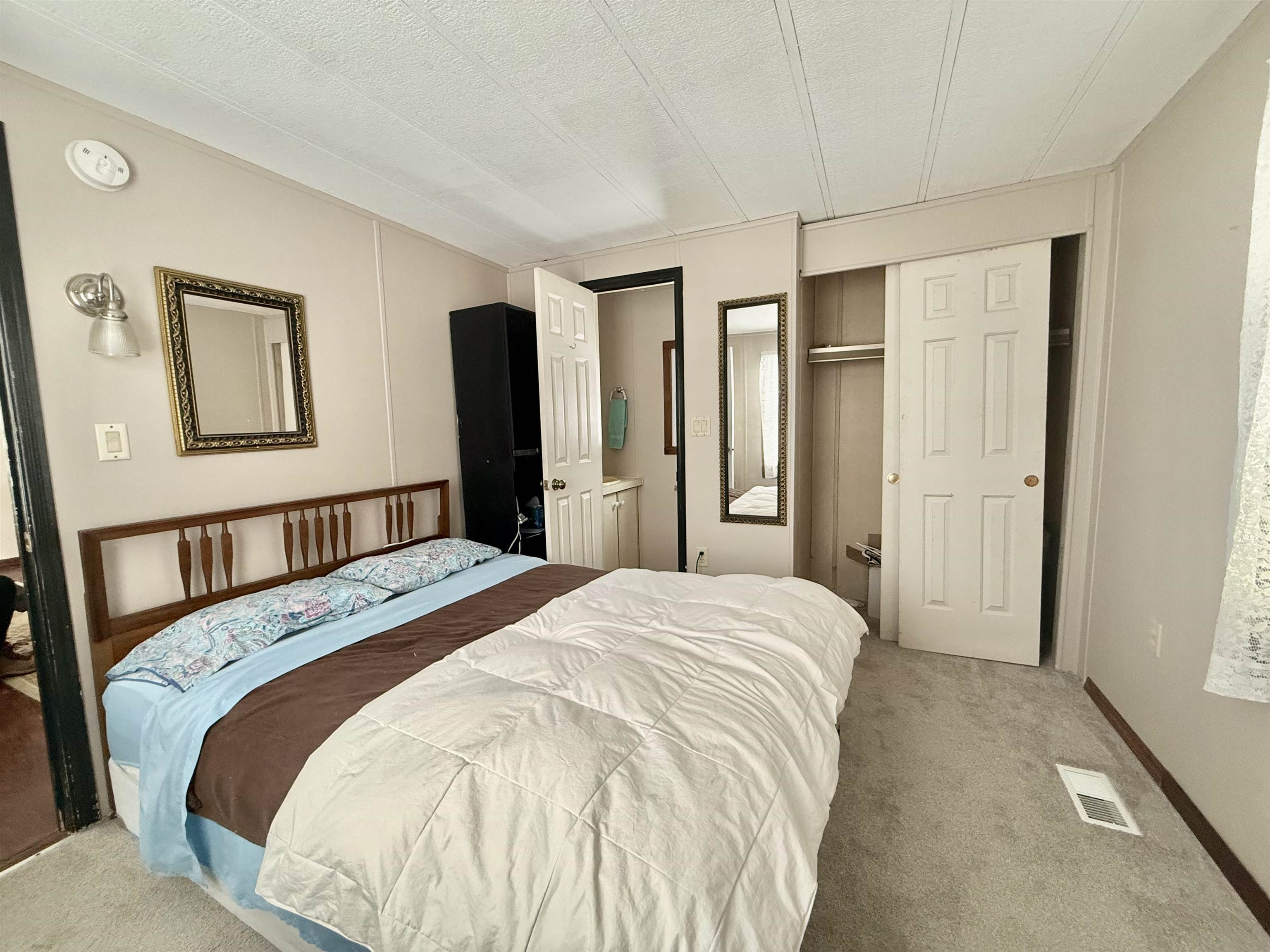 9 Billings Mobile Manor Rutland, VT 05701 - Photo 5 of 24