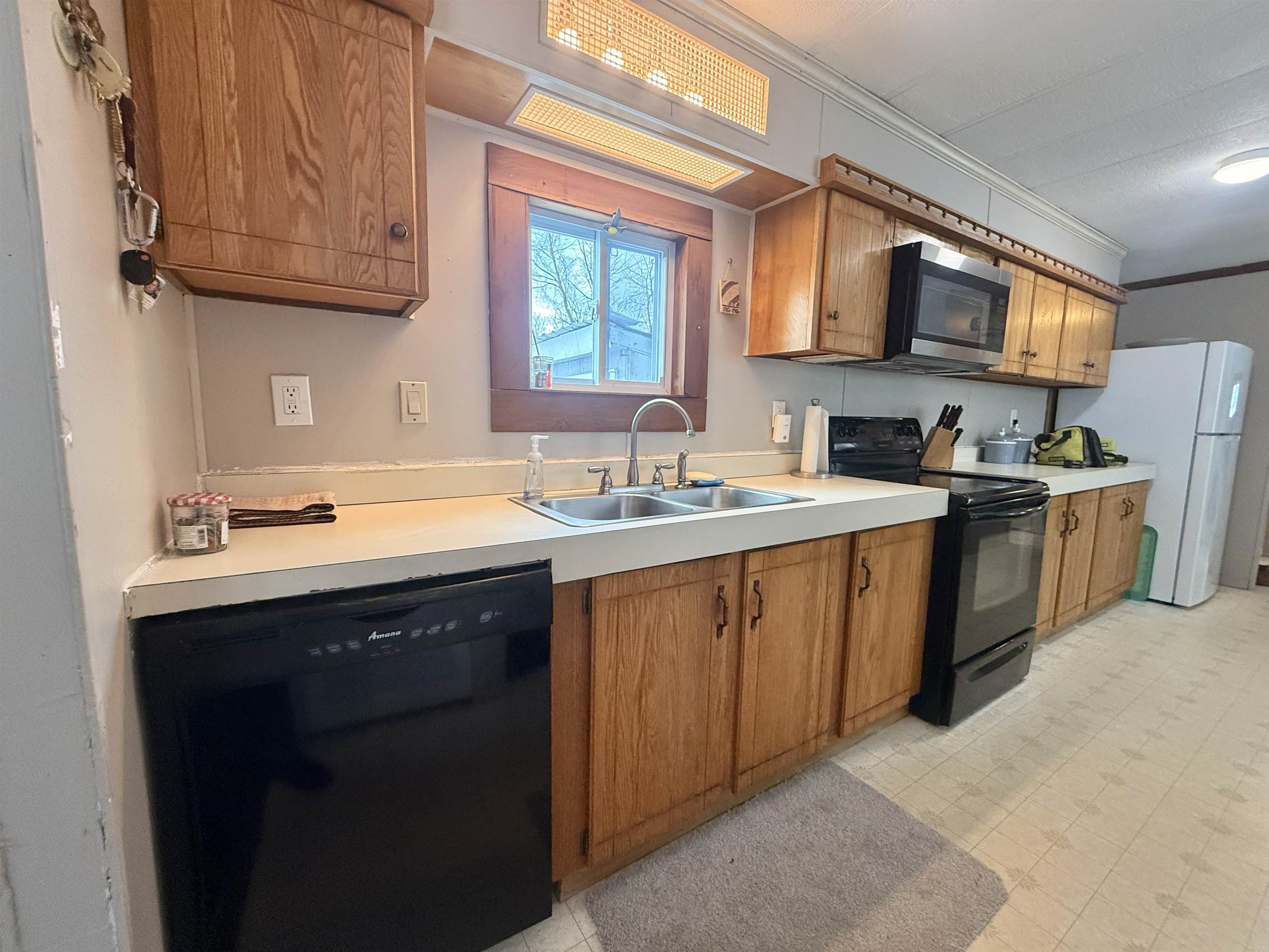 9 Billings Mobile Manor Rutland, VT 05701 - Photo 9 of 28