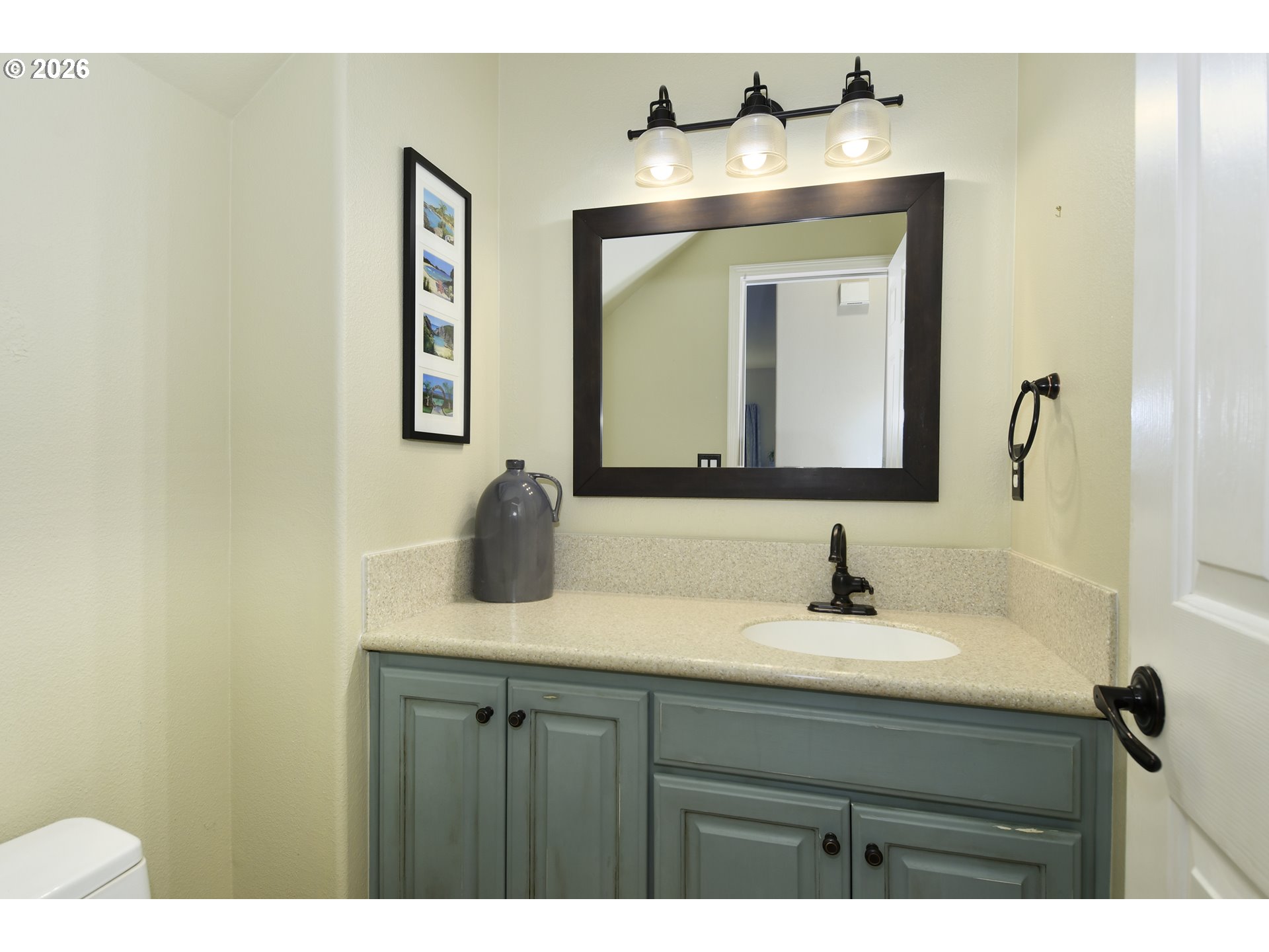 28669 Southwest Meadows Loop Wilsonville, OR 97070 - Photo 16 of 36 Gallery Image 16