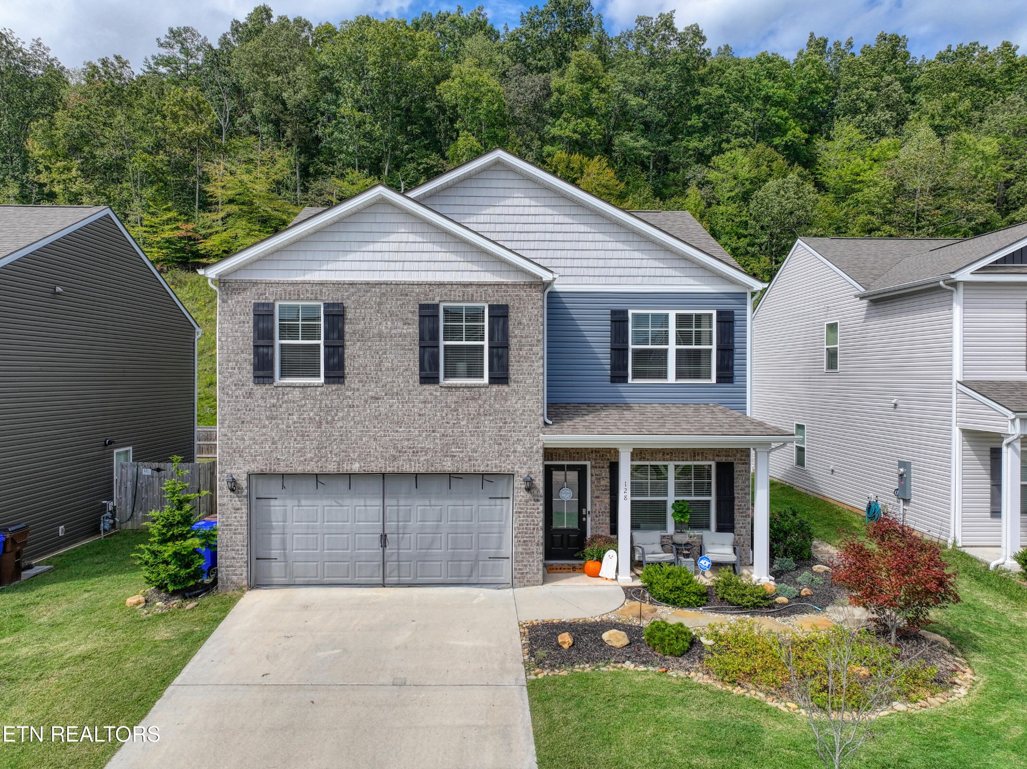 128 Ibis Loop Oak Ridge, TN 37830 - Photo 1 of 37 Gallery Image 1