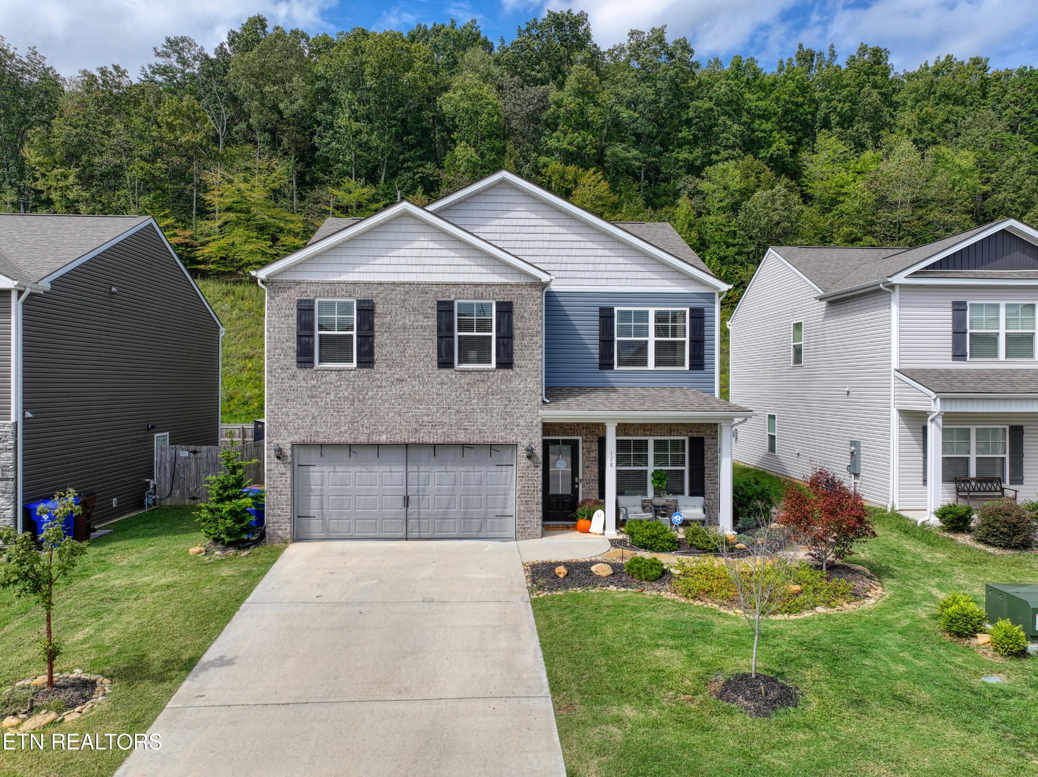 128 Ibis Loop Oak Ridge, TN 37830 - Photo 2 of 37 Gallery Image 2