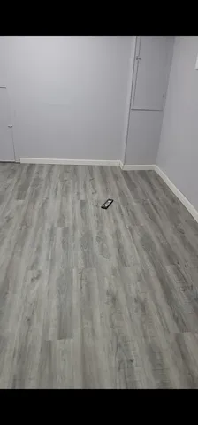 $216,000 | 550 5th Avenue, Aurora, IL 60505