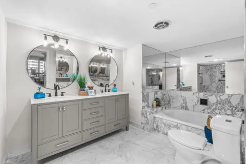 $1,585,000 | 4301 North Ocean Boulevard, Unit 708, Boca Raton, FL 33431