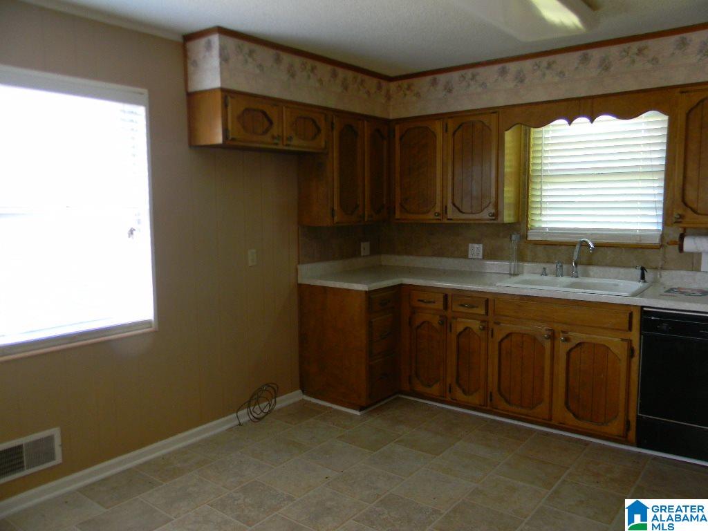 3344 Warrior River Road Bessemer, AL 35023 - Photo 5 of 28