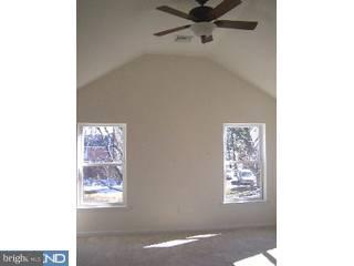 452 Hillside Road Ridley Park, PA 19078 - Photo 2 of 6 Bedroom - Main