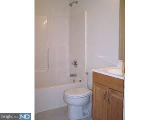 452 Hillside Road Ridley Park, PA 19078 - Photo 5 of 6 Bathroom
