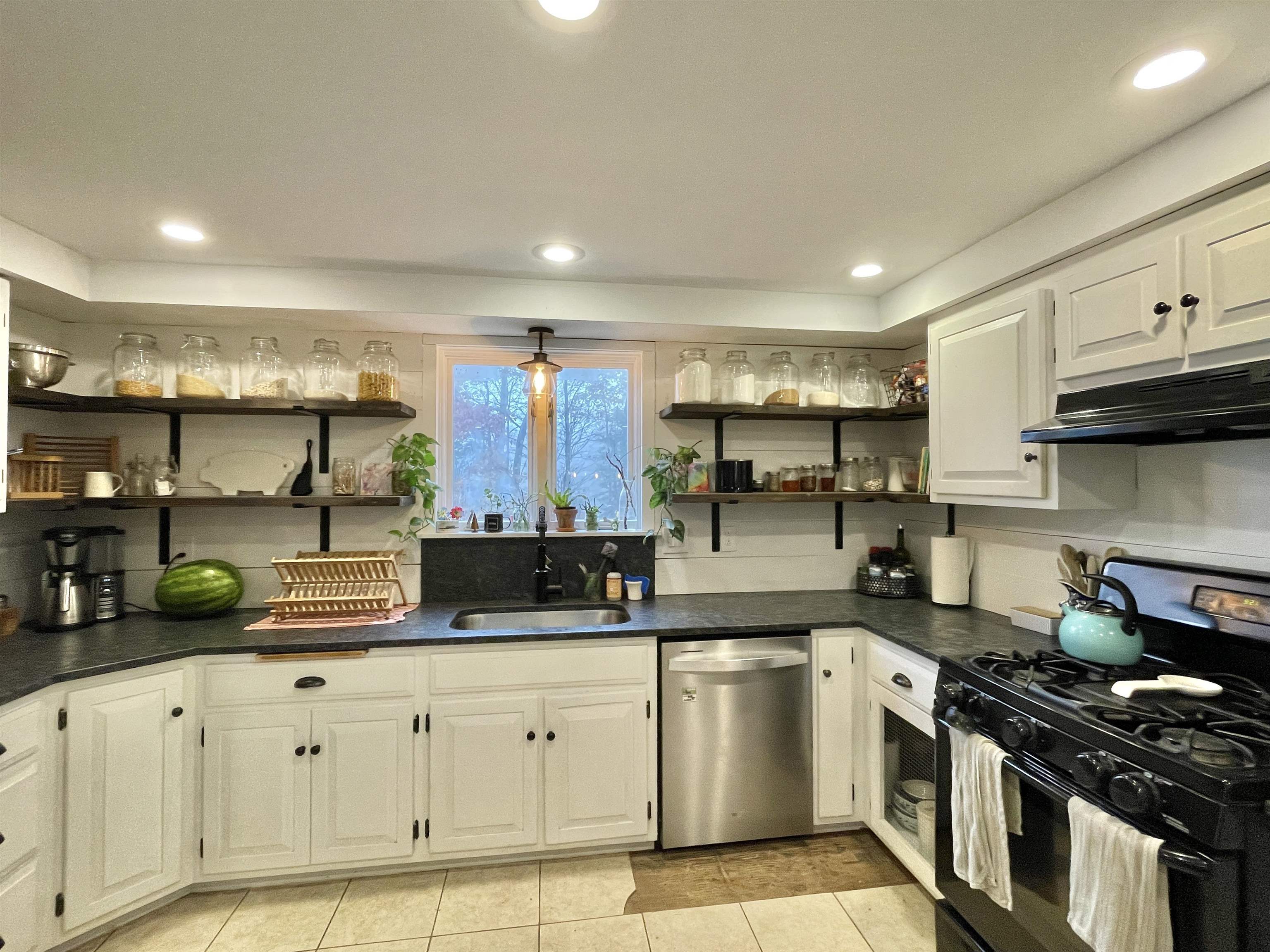 164 Parsons Hill Road Strafford, NH 03884 - Photo 5 of 38