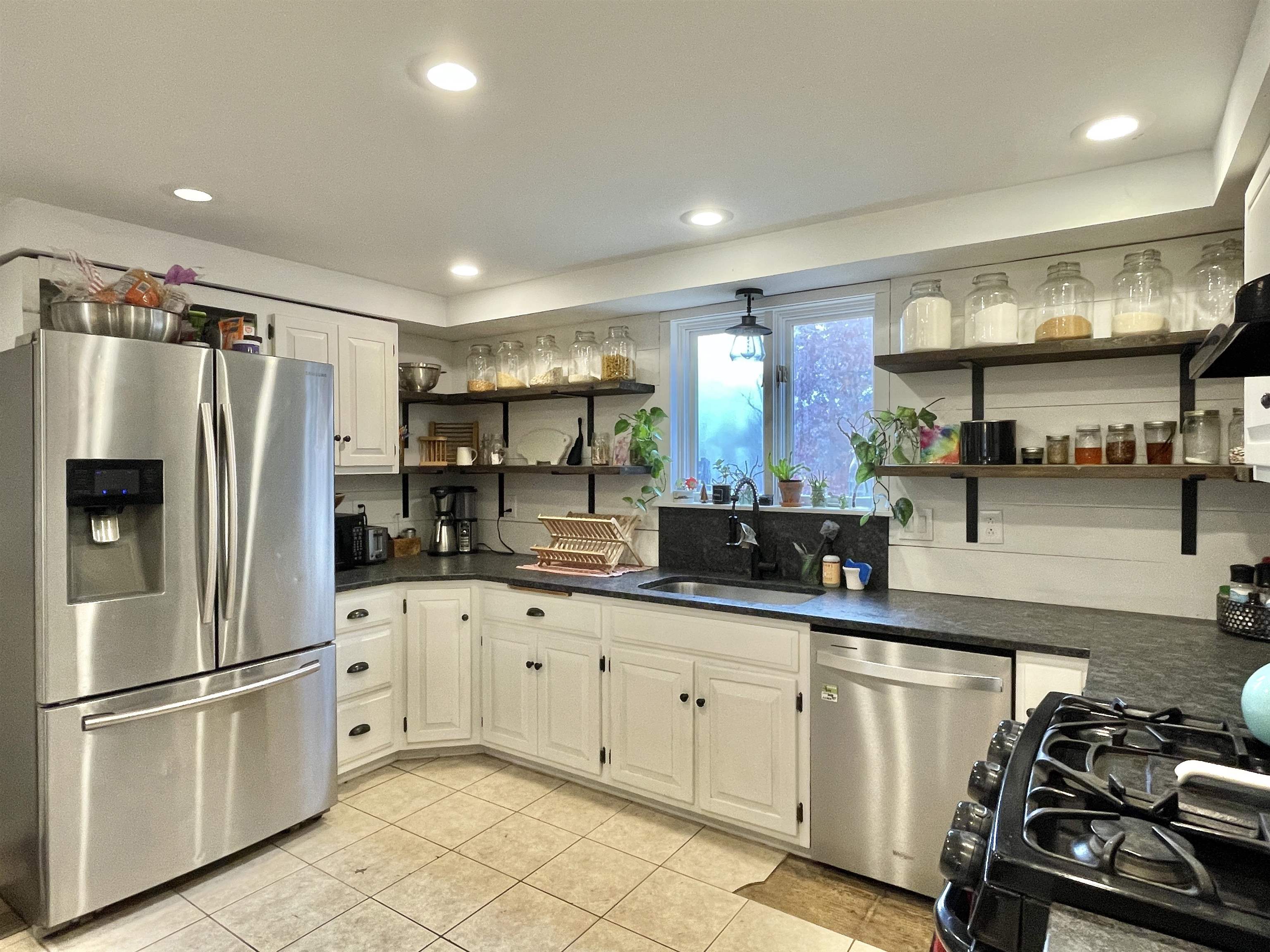 164 Parsons Hill Road Strafford, NH 03884 - Photo 7 of 38
