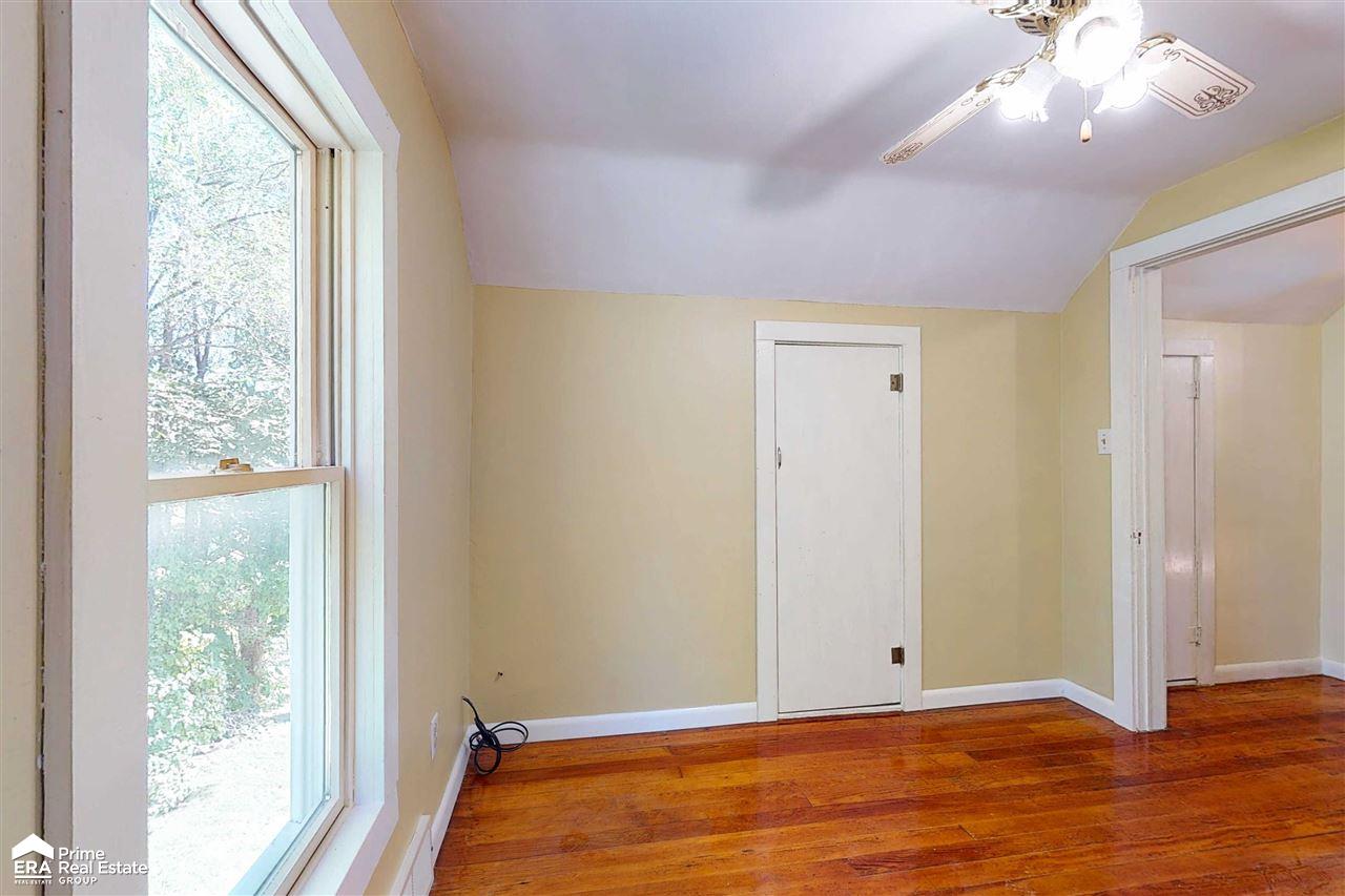 5387 North Genesee Road Flint, MI 48506 - Photo 17 of 30