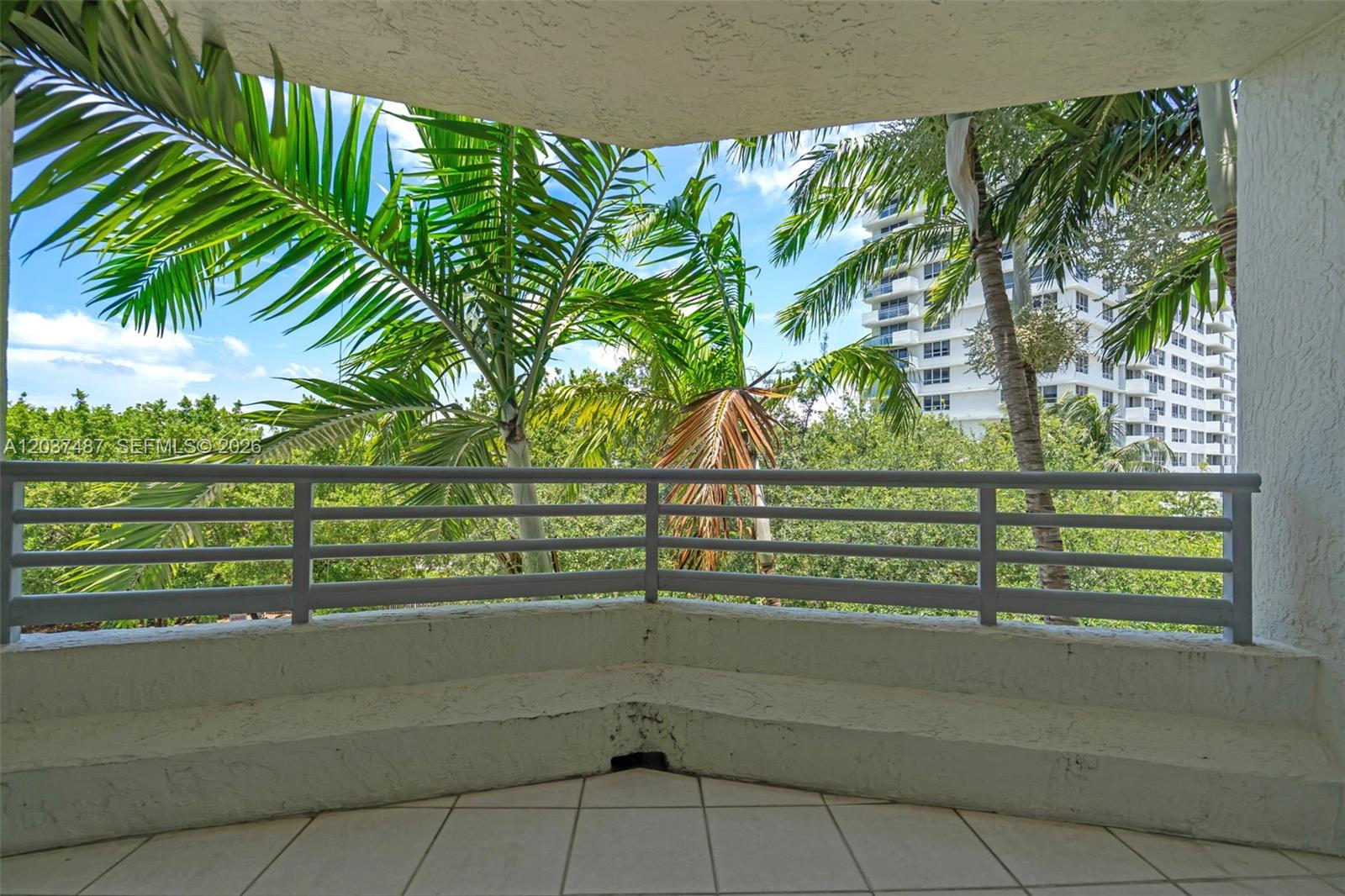 1401 Bay Road, Unit 409 Miami Beach, FL 33139 - Photo 4 of 26