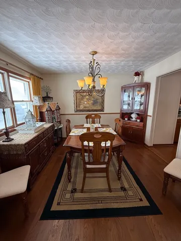 $166,400 | 411 Sunset Drive, Centralia, IL 62801