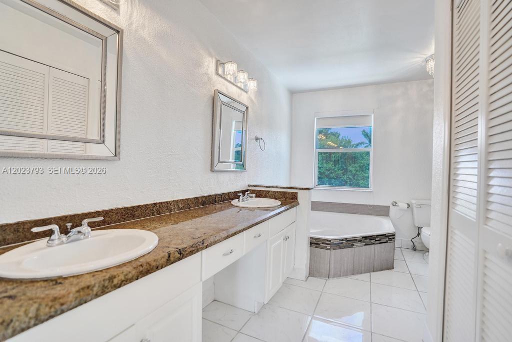 21461 Sawmill Court Boca Raton, FL 33498 - Photo 49 of 104