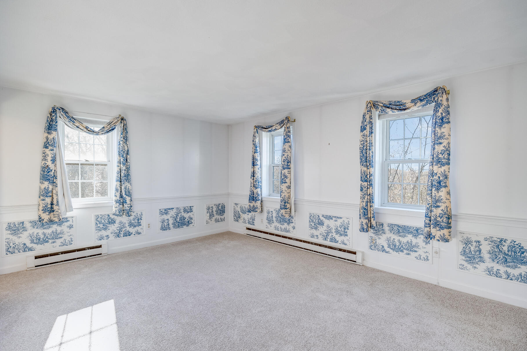 33 Highview Drive Sandwich, MA 02563 - Photo 20 of 38 a living room with furniture and large windows